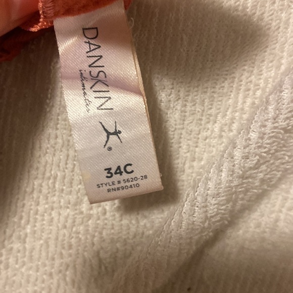 Women’s Danskin dark peach colors bra 34C - Picture 5 of 5